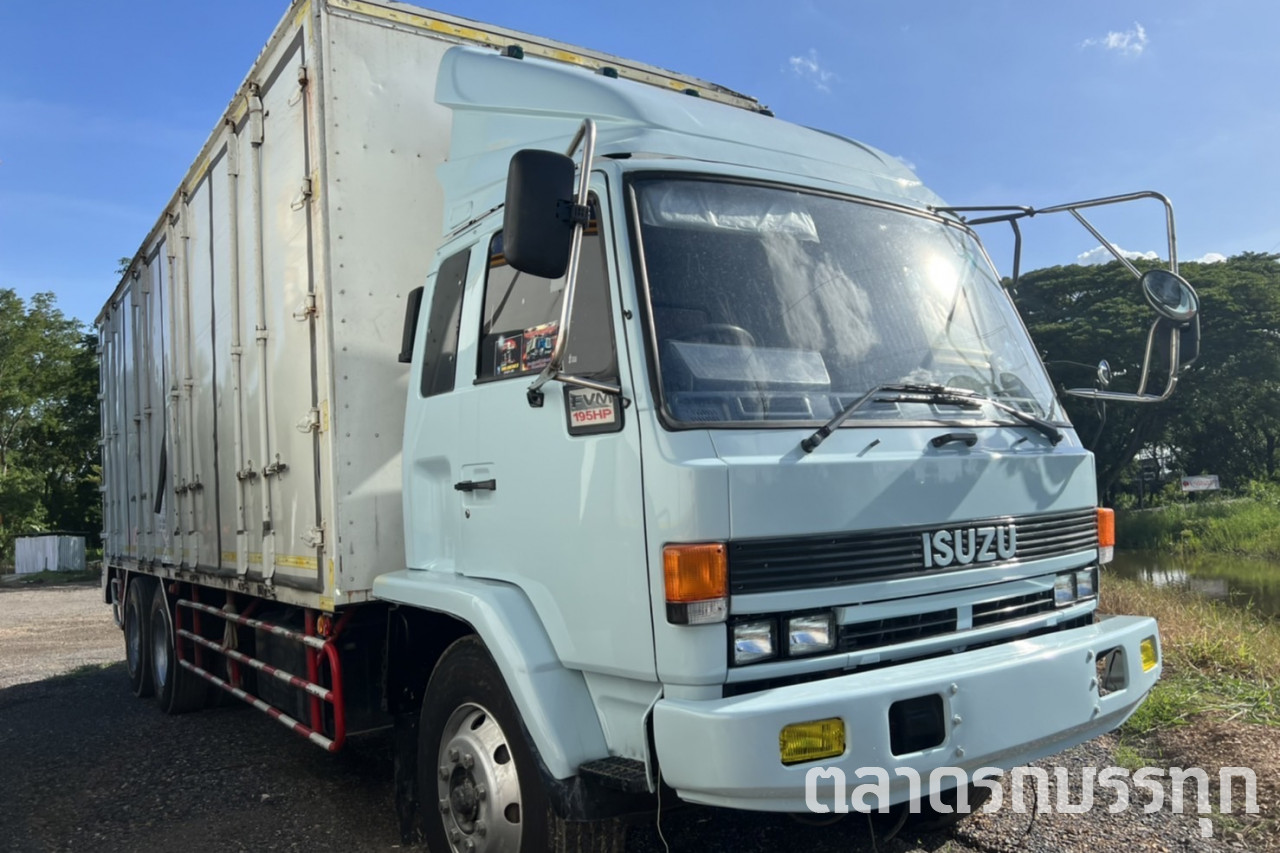 ISUZU -  