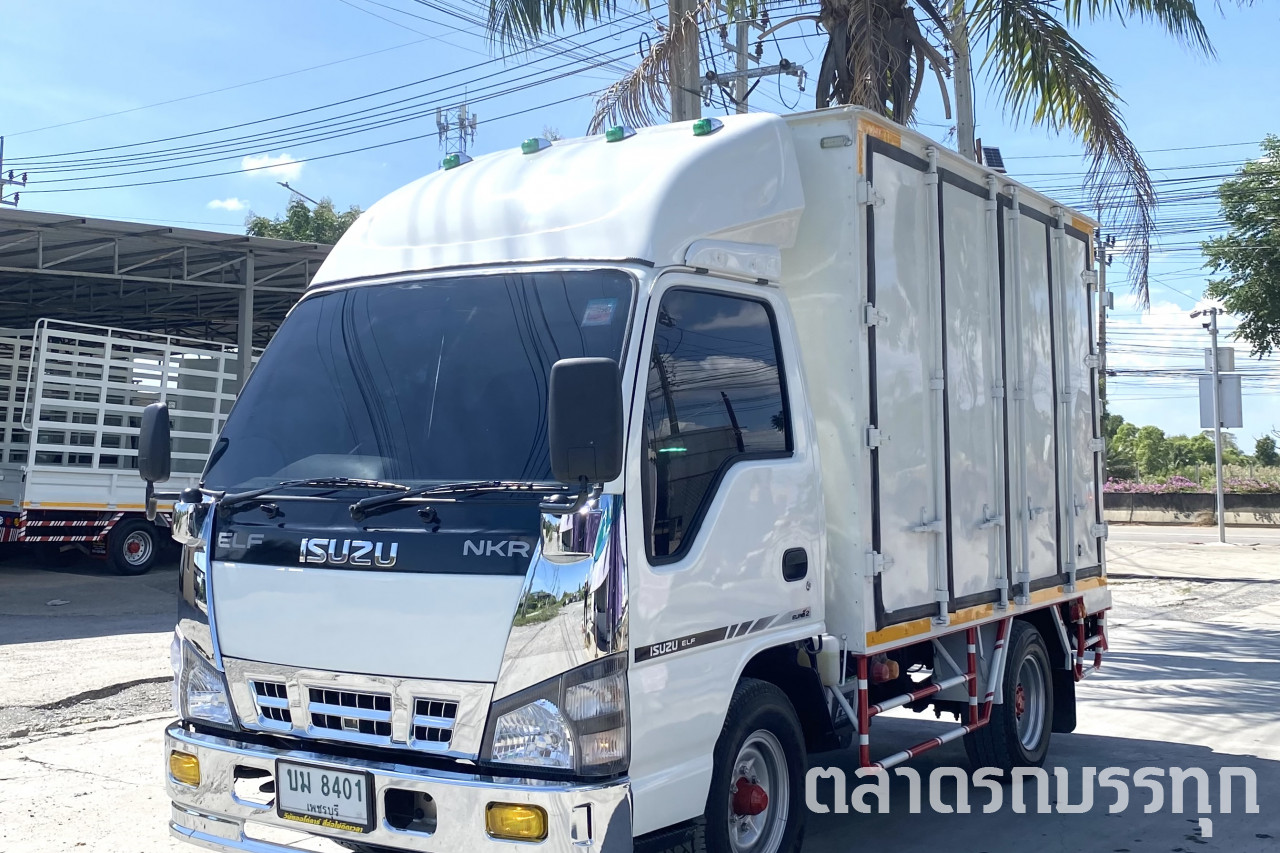 ISUZU - NKR 